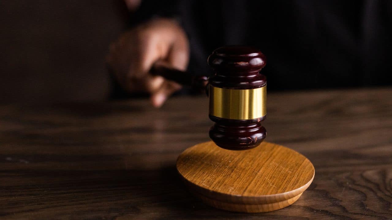 Zillow and Redfin agree to restore rental-listing competition in antitrust settlement Zillow and Redfin agree to restore rental-listing competition in antitrust settlement