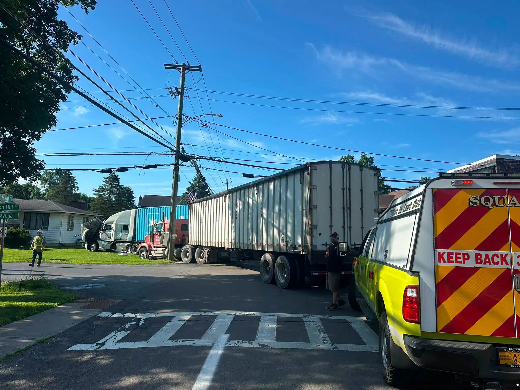 Tractor-trailer crash closes road in Locke Tractor-trailer crash closes road in Locke