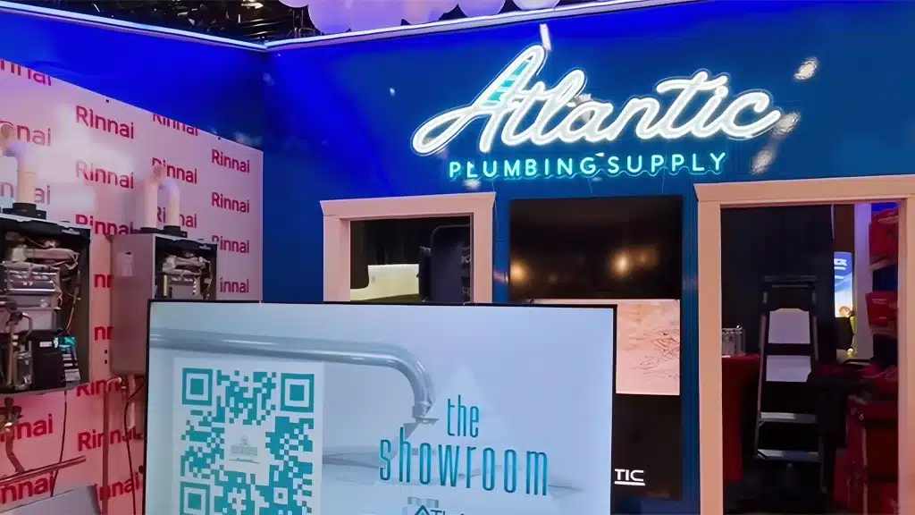 How to Make Your Trade Show Booth the One People Actually Photograph