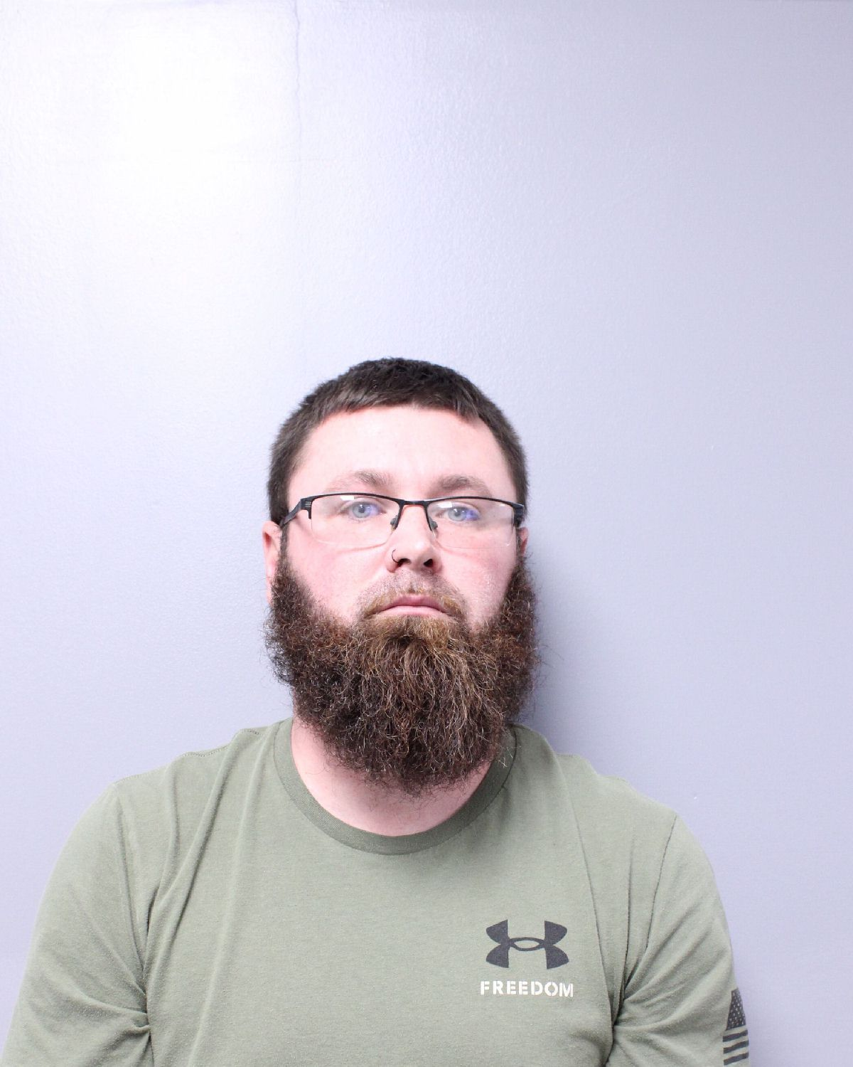 Mentz man charged with violating protection order at Port Byron school event Mentz man charged with violating protection order at Port Byron school event
