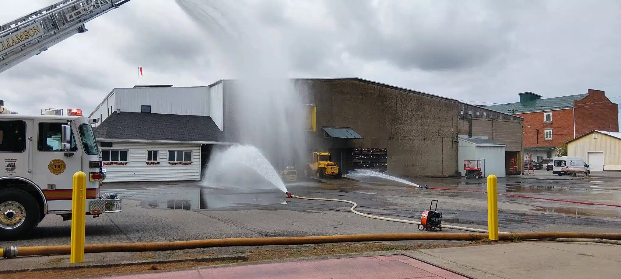 Forklift strikes ammonia line at Williamson cold storage facility Forklift strikes ammonia line at Williamson cold storage facility