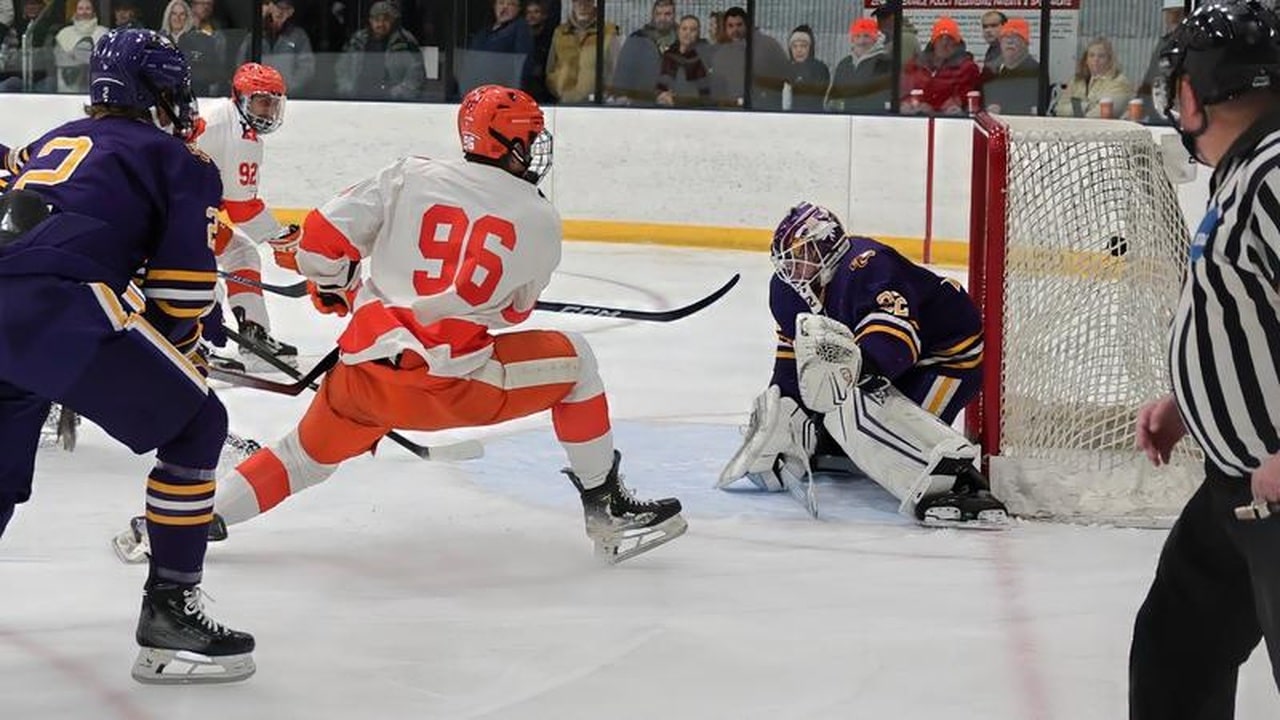 Shibley shuts out Elmira as Hobart opens season with 2-0 win Shibley shuts out Elmira as Hobart opens season with 2-0 win
