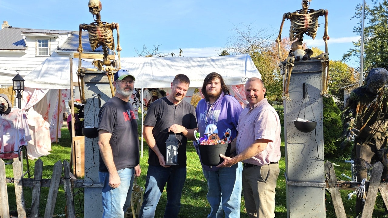 Newark names Plain Street Halloween display contest winners