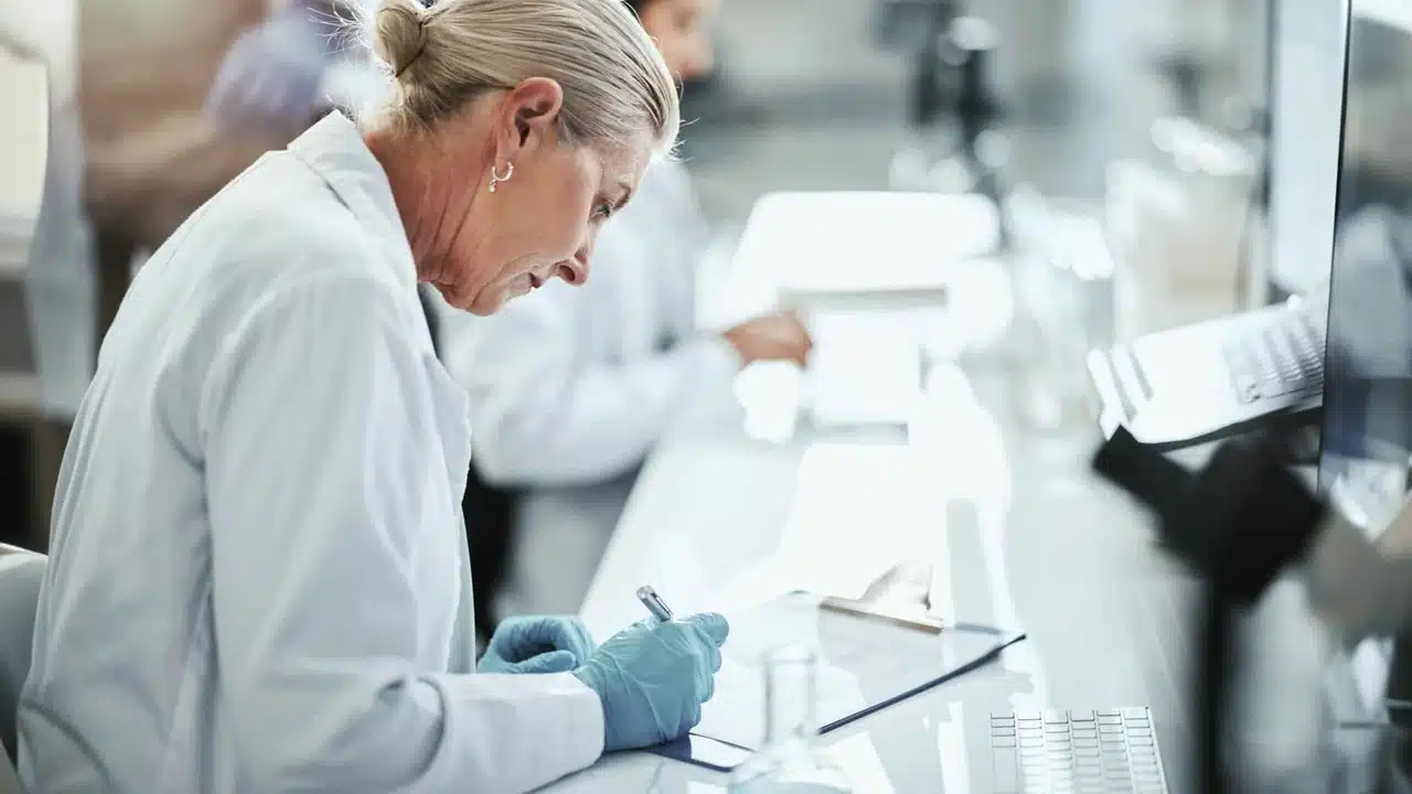 Cornell joint-lubricant material moves toward first human trials Cornell joint-lubricant material moves toward first human trials